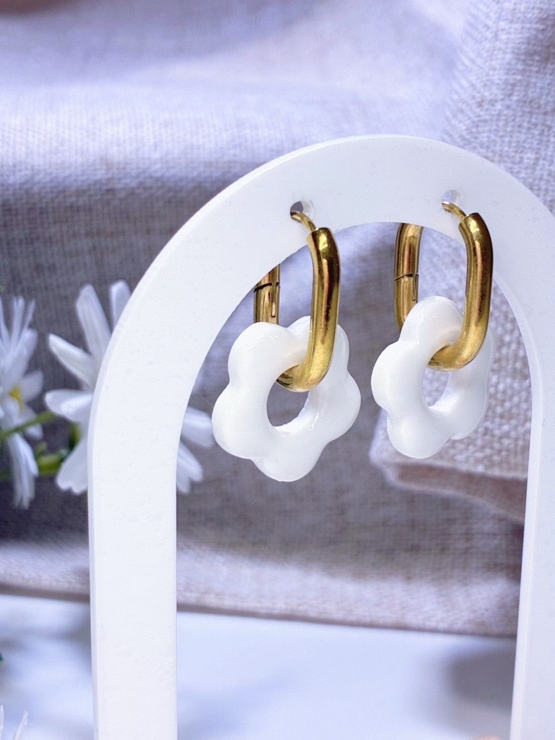 Pendientes Retro Petal Hoops