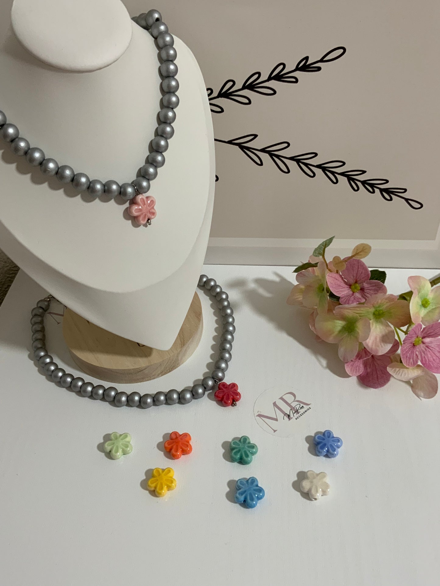 Collar Margarita Pop plateado